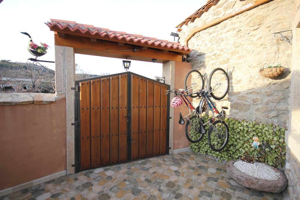 Lancharejo Casa Rural Luna Rosa מראה חיצוני תמונה